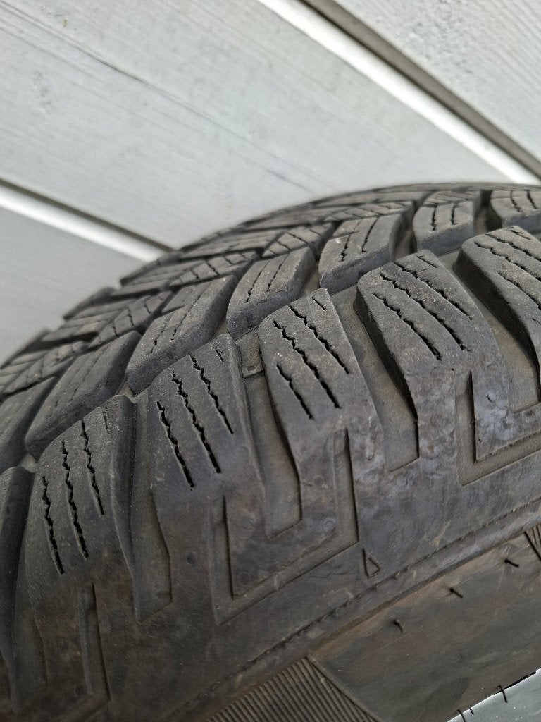 Set winterbanden op aluminium velg voor Nissan J11, Pneus et Jantes, 16 pouces, Véhicule de tourisme, Enlèvement
