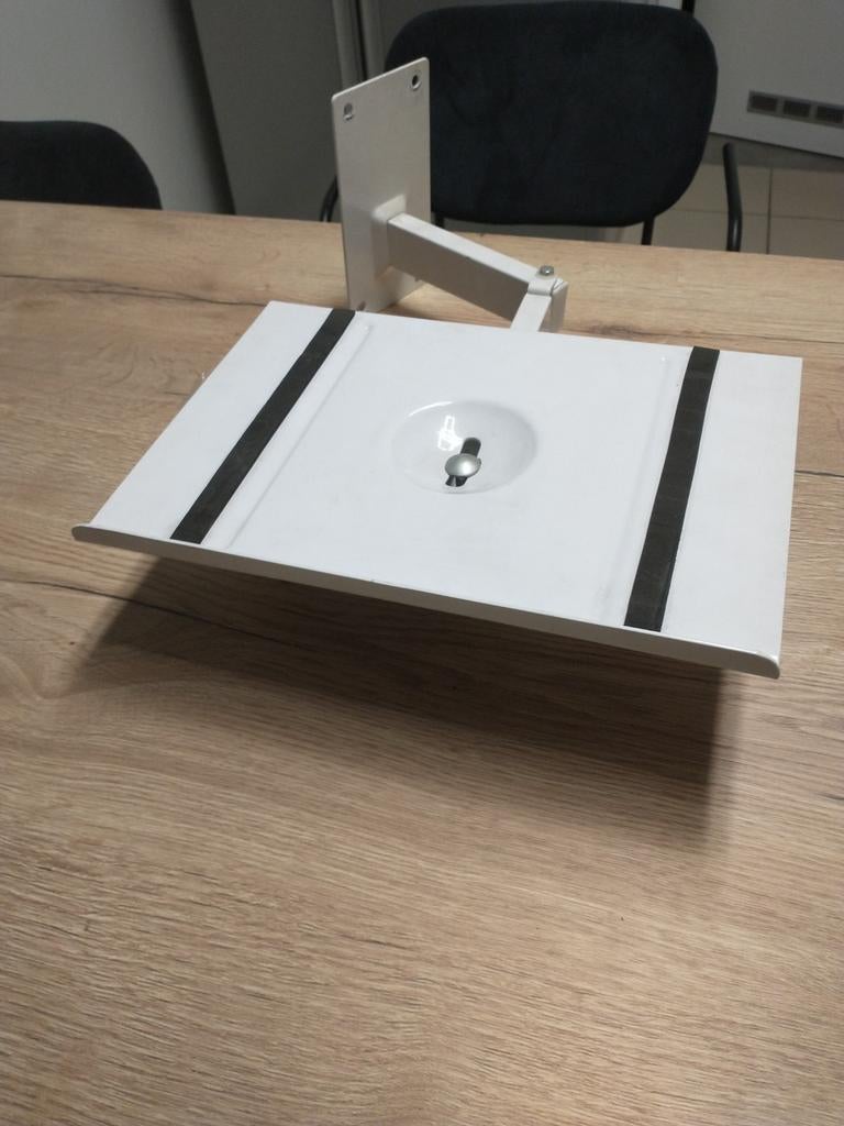 Tv ophangsysteem, Ophalen