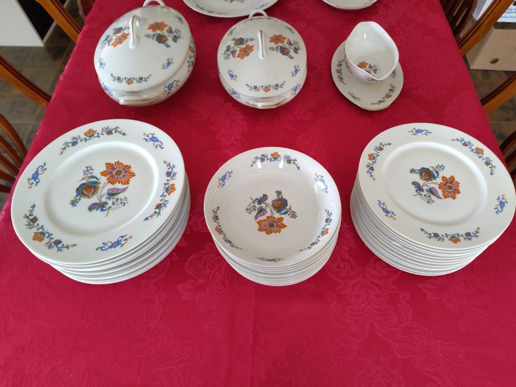 Prachtig servies Limoges, Ophalen