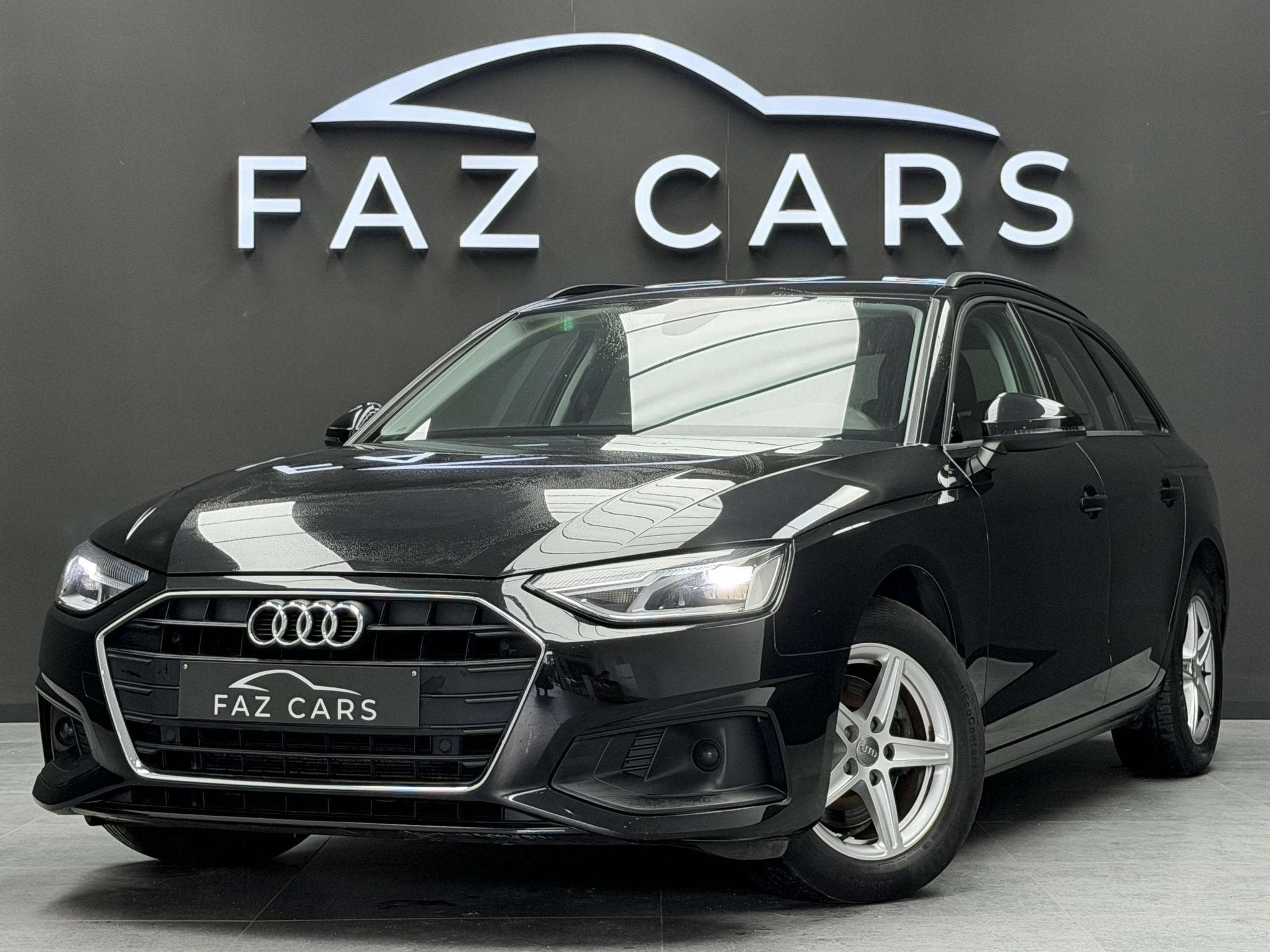 Audi A4 Avant 30 TDi * 1ER PROP + GPS + TVA + GARANTIE *, Auto's, Gebruikt, 4 cilinders, A4, Zwart