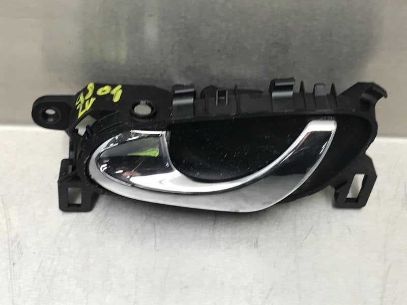 POIGNEE EXTERIEURE AVANT GAUCHE Nissan Qashqai (J11), Utilisé, Avant, Nissan