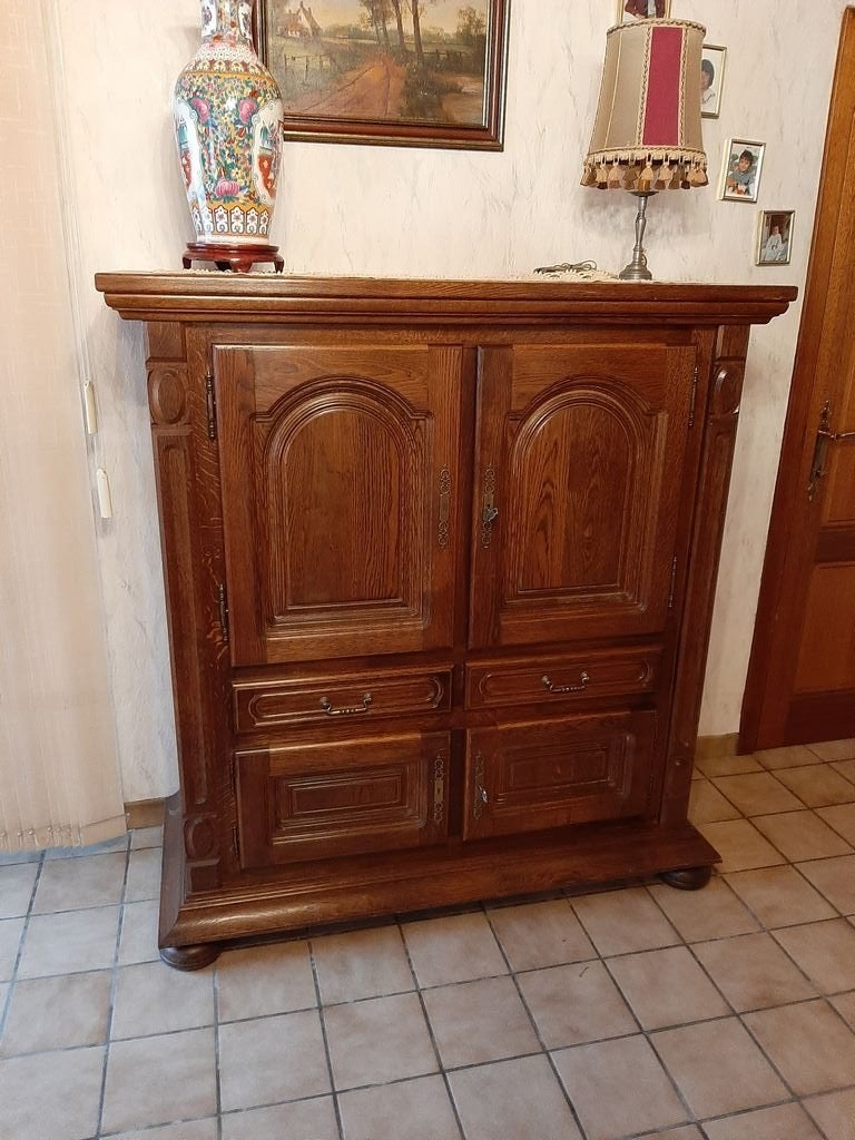 DRESSOIR IN EIK, Huis en Inrichting, Ophalen