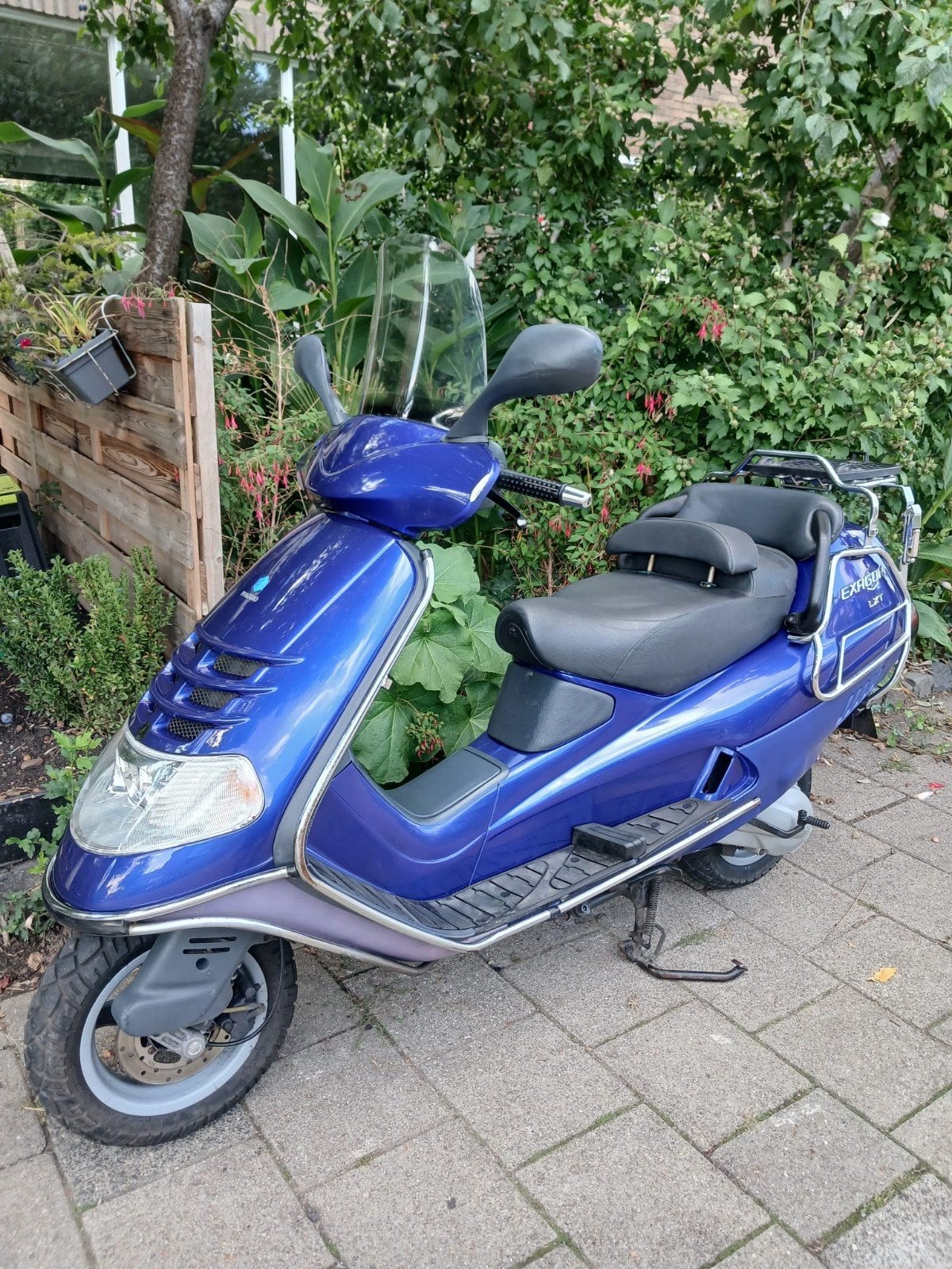 piaggio hexagon lxt 180cc, Vélos & Vélomoteurs, 180 cm³, Autres modèles, Comme neuf, Enlèvement