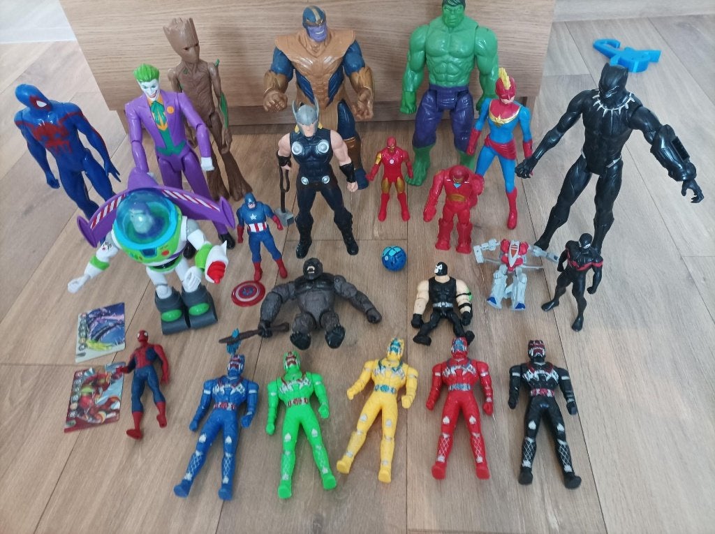 Figurines super héros, Ophalen, Gebruikt