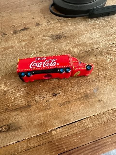 enjoy Coca Cola miniatuur truck Christmas, Verzamelen, Info@ocoooe.ct, Overige typen, Coca Cola, Ophalen of Verzenden