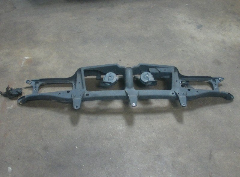 FACE AVANT Volvo V70 (GW / LW / LZ) (9179099), Info@volvocars.com, Volvo Car Germany GmbH, Siegburger Straße 229
50679  Köln, DE