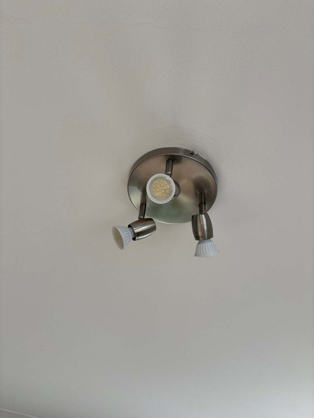 Luminaire à 3 spots, Maison & Meubles, Compatible montage au plafond, GU10, Spot encastrable ou Spot mural, Enlèvement