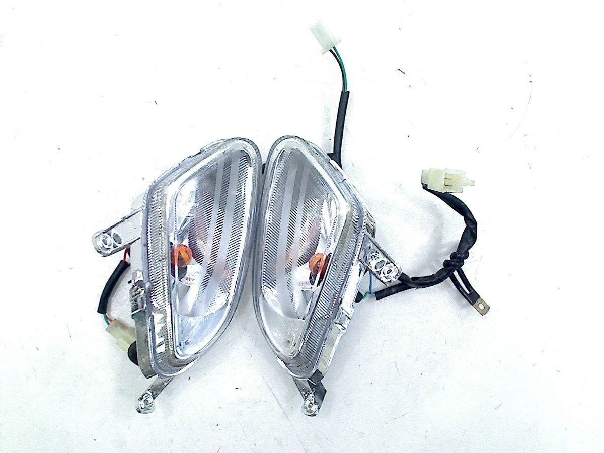 KNIPPERLICHT Fiddle 4 50 4T E5 2021-2024 (33150-XV1-0002), Gebruikt, P.J. Troelstraweg 8 8
3144 CX  MAASSLUIS, NL, Info@cama-motorparts.nl