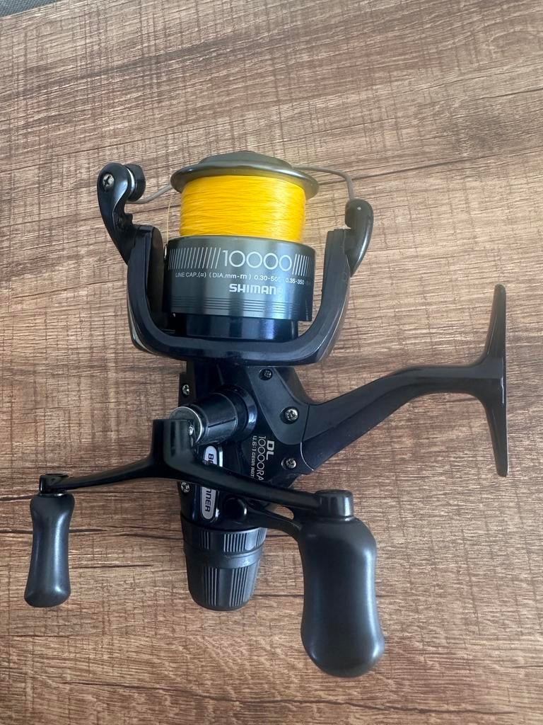 2x Shimano Baitrunner DL10.000 RA molens, Watersport en Boten, Ophalen, Zo goed als nieuw