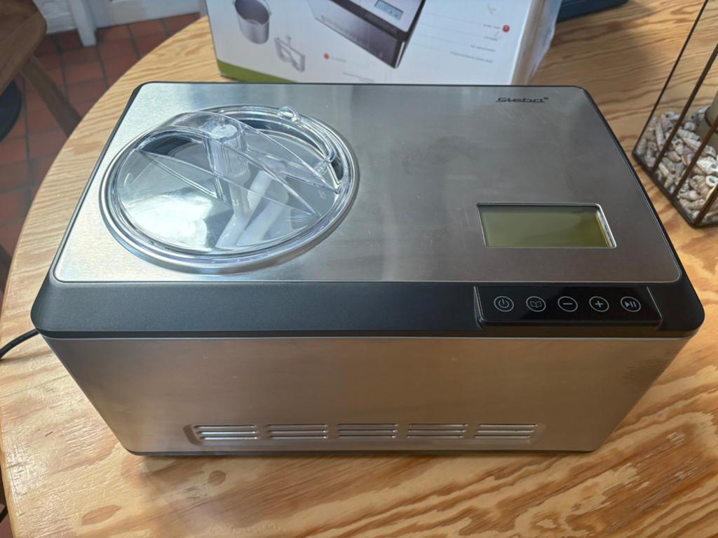 Ijsmachine Steba c 180, Elektronische apparatuur, IJsmachines, Ophalen, Zo goed als nieuw