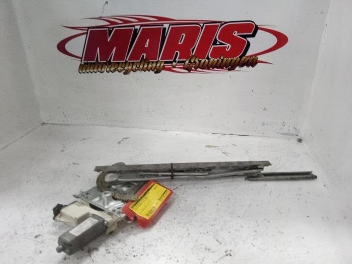 Mécanique vitre 4portes avant droite d'un Toyota Corolla, -, -, 3 mois de garantie, Toyota