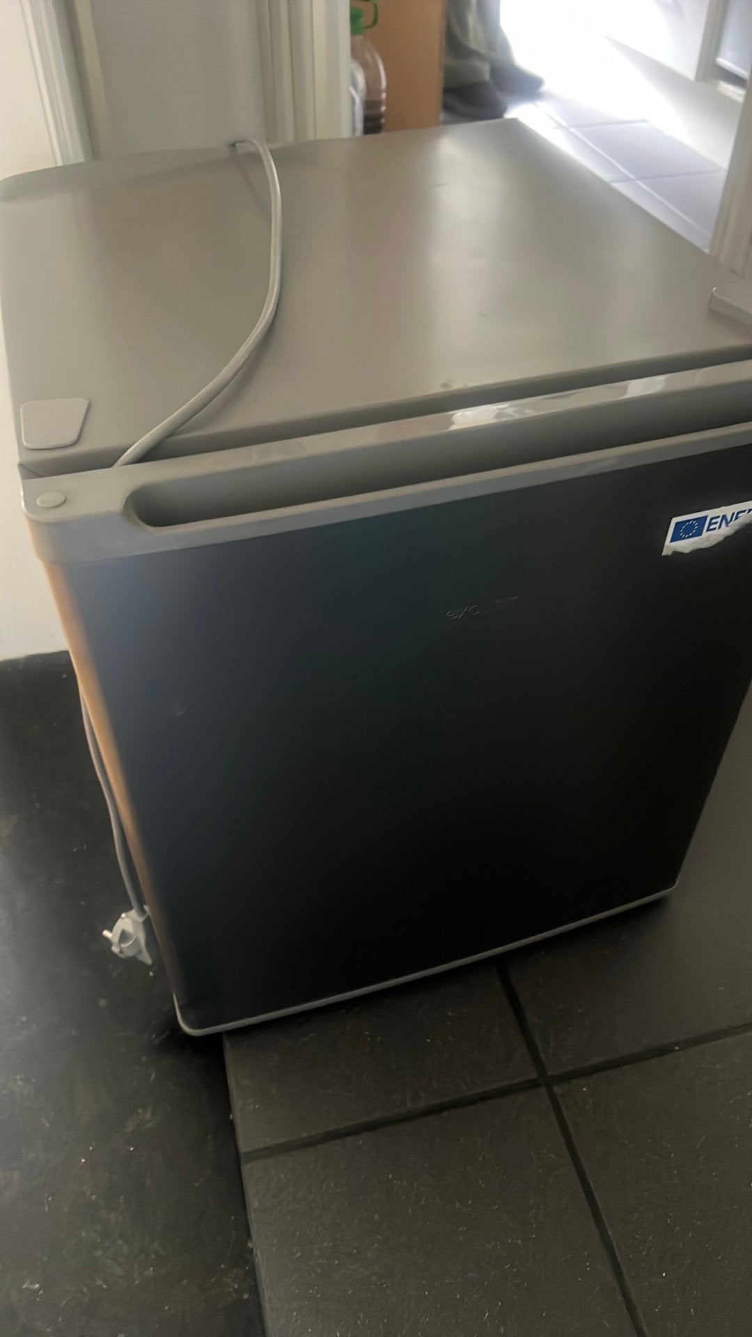 Kleine diepvries voor 70 euro, Elektronische apparatuur, Koelkasten en IJskasten, Ophalen, Gebruikt