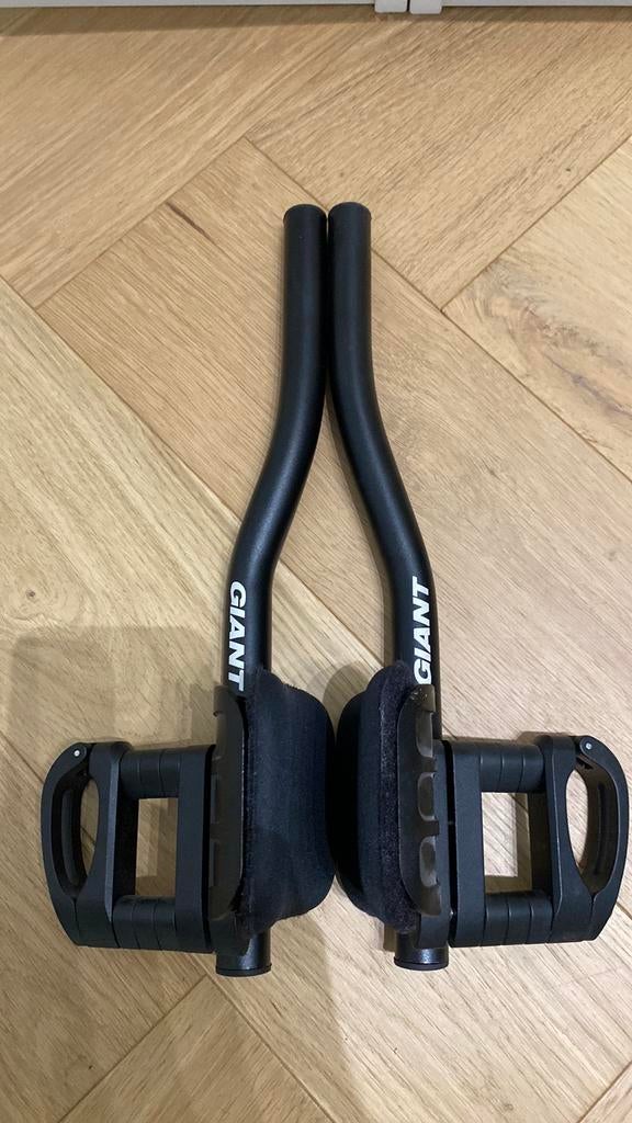 Giant Contact Aero Clip-On, Vélos & Vélomoteurs, Envoi, Comme neuf
