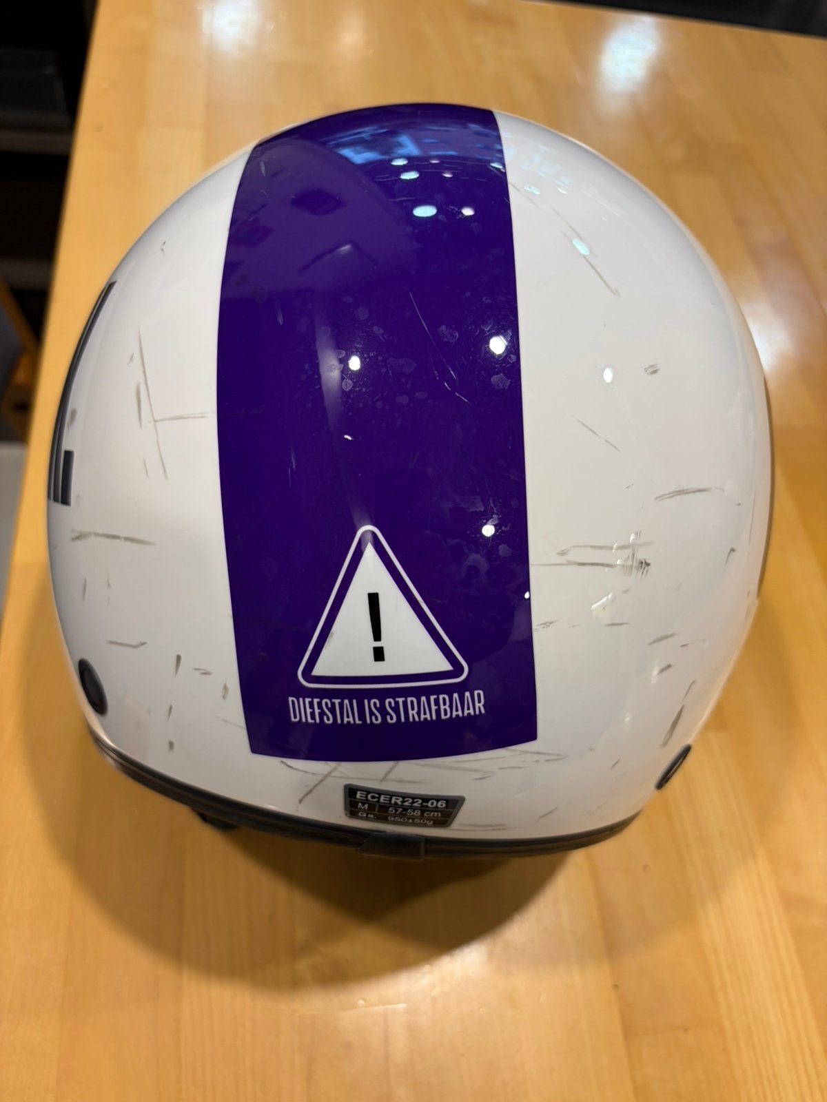 Helm, Fietsen en Brommers, Ophalen of Verzenden, Zo goed als nieuw
