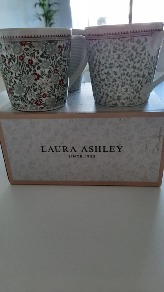 2X 4 NIEUWE TASJES LAURA ASHLEY, Ophalen of Verzenden