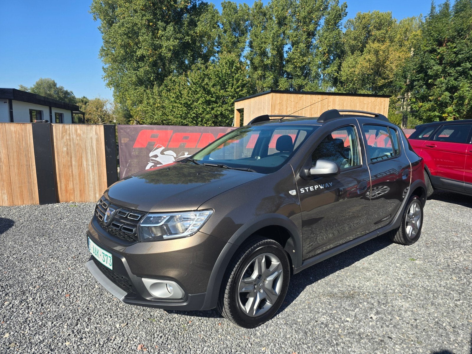 Dacia Sandero, Auto's, Voorwielaandrijving, Stof, Bruin, Bedrijf