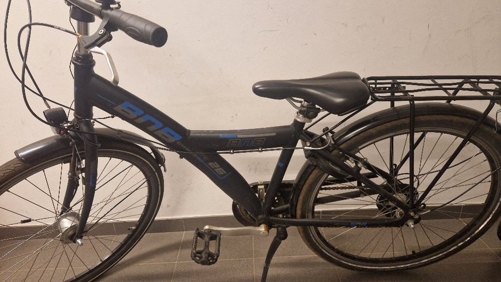 Kinderfiets BNB 26 inch, Ophalen, 20 inch of meer, Gebruikt, Velgrem