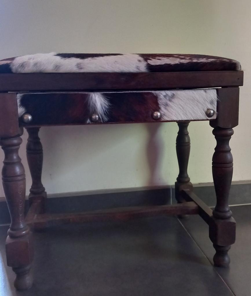 Stoer country meubel met koeienvel -> 20€, Huis en Inrichting, Ophalen, Gebruikt, Minder dan 50 cm