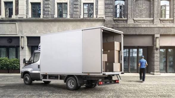 Déménagement transport pas cher, Autos, Entreprise, Achat