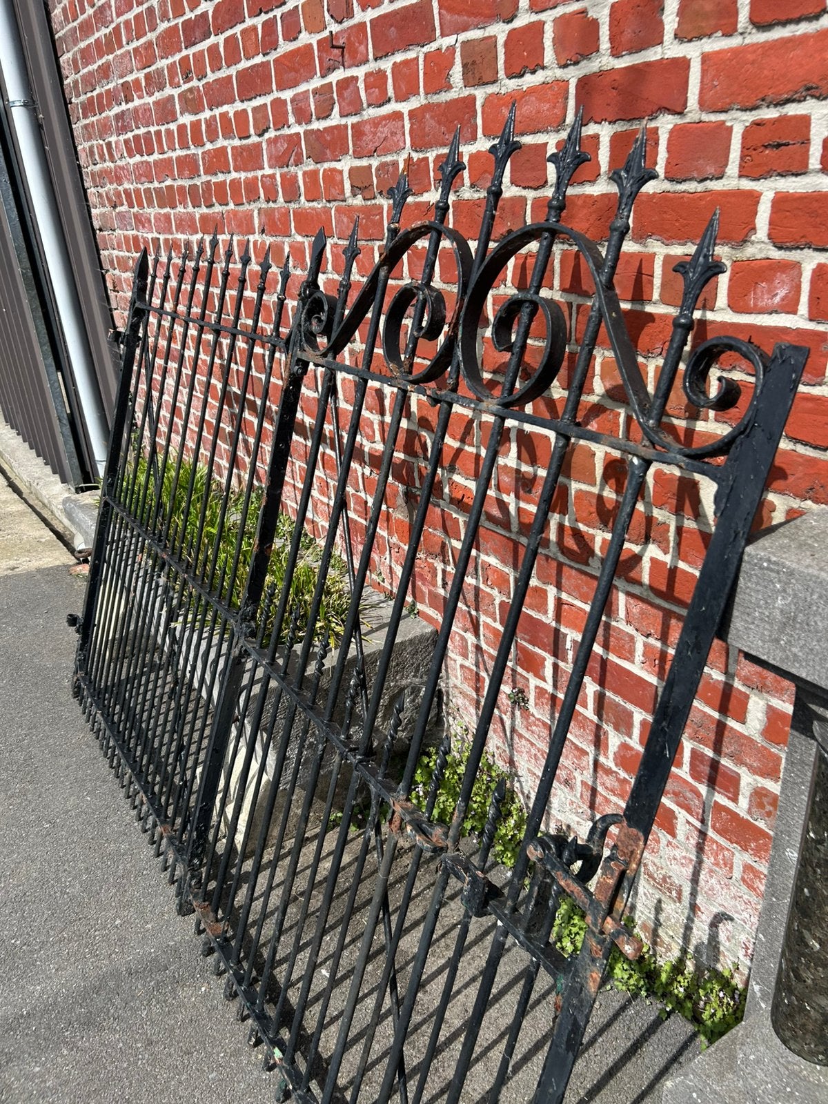Mooi antiek vol smeedijzeren hekken 2m50, Tuin en Terras, Ophalen, Gebruikt, IJzer, Tuinhek