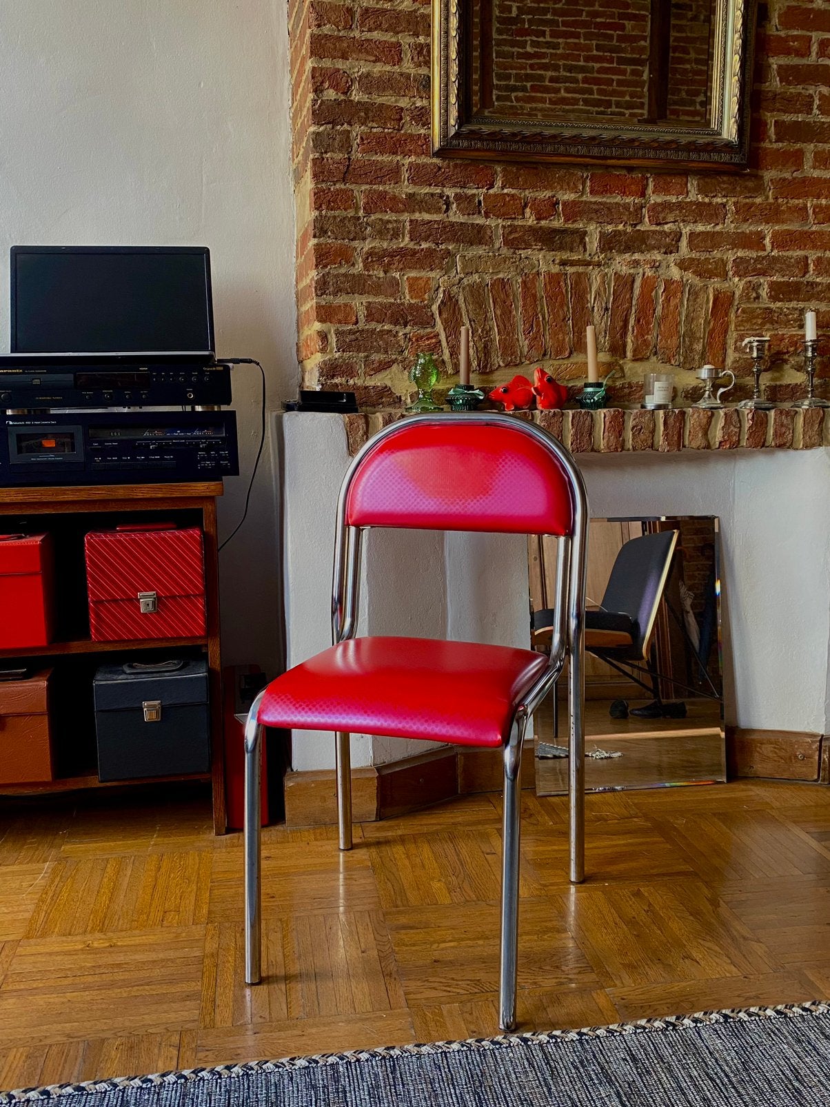 Chaise vintage rouge et metal, Antiquités & Art, Enlèvement ou Envoi