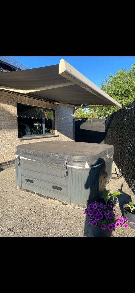 Jacuzzi, Tuin en Terras, Bubbelbaden en Hottubs, Ophalen, Gebruikt, Vast