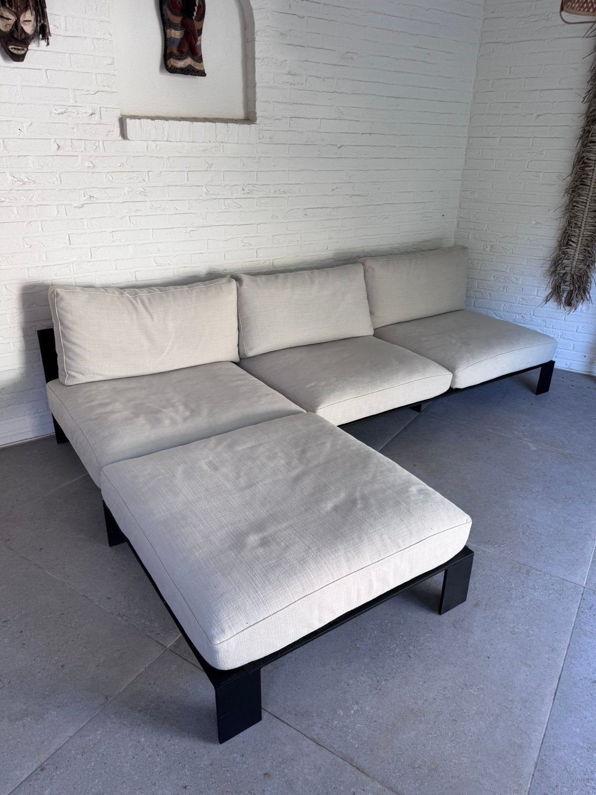 Serax bench tuinbank driezit + poef nieuwstaat, Huis en Inrichting, Ophalen, 250 tot 300 cm, 75 tot 100 cm, Stof