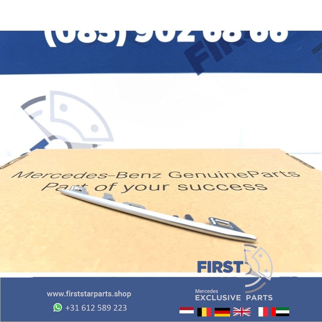 H247 GLA X247 GLB AMG VOORBUMPER SIERLIJST A2478854800 origi, Gebruikt, -, Ophalen of Verzenden, -