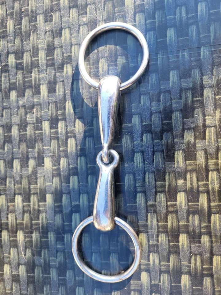 Mors à anneaux simple brisure fouganza 115mm, Animaux & Accessoires, Neuf, Mors, Concours complet, Argenté
