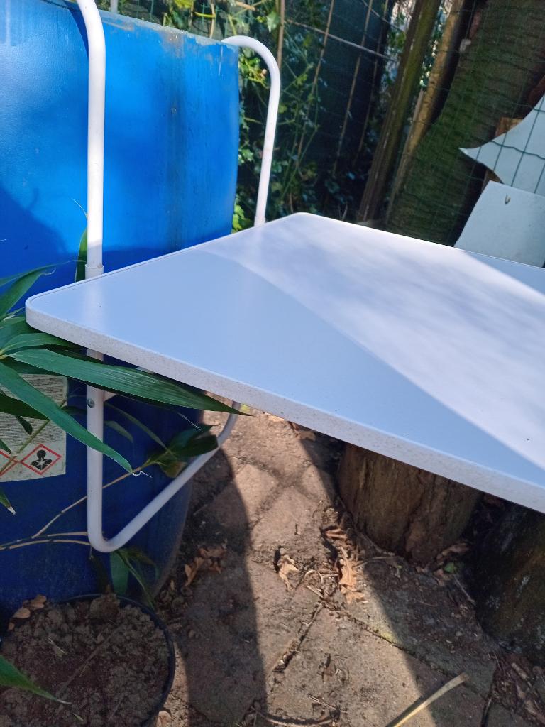 terrastafeltje om aan ballustrade te hangen, Tuin en Terras, Picknicktafels, Ophalen, Zo goed als nieuw