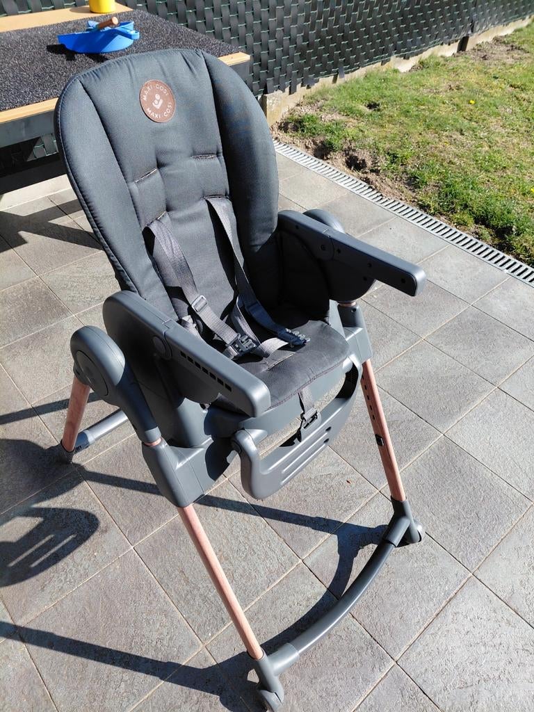 Maxi-Cosi Minla Eetstoel, Enlèvement, Maxi-Cosi