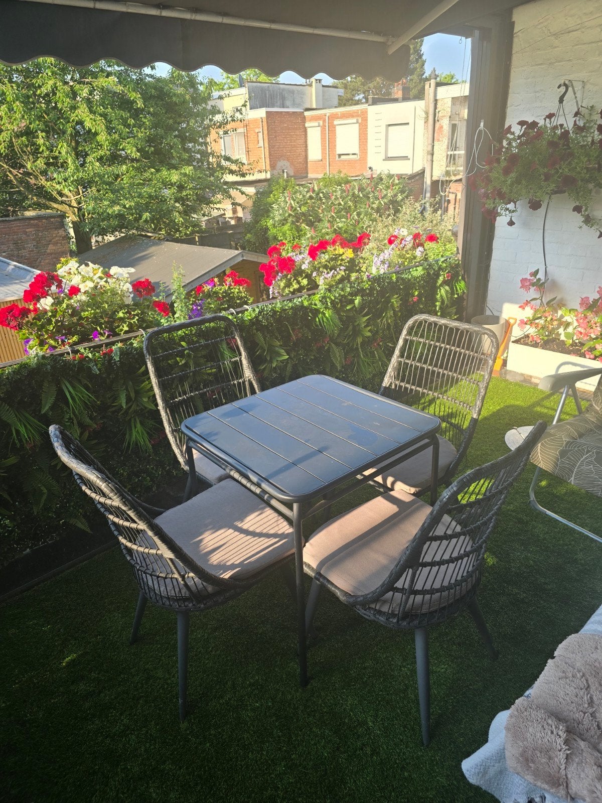 Terrastafel met 4 stoelen, Ophalen