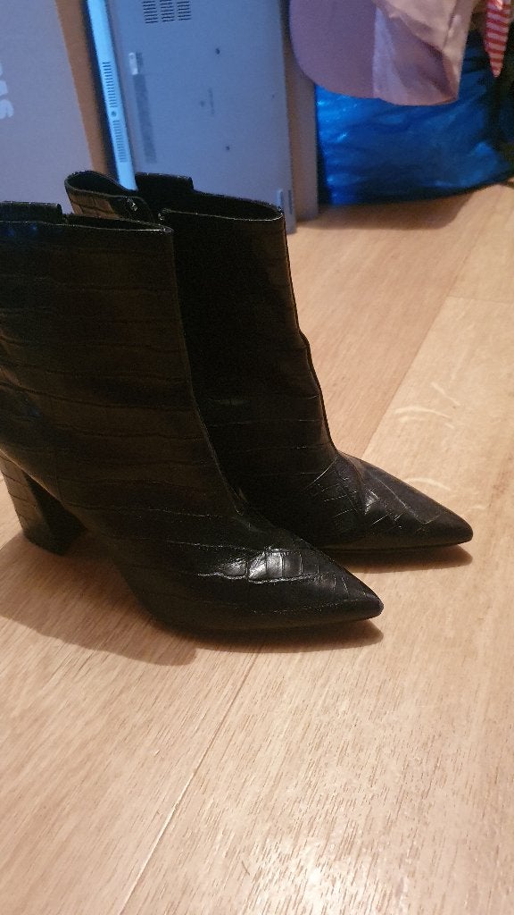 Chaussures basses GEOX, Kleding | Dames, Ophalen of Verzenden, Zo goed als nieuw, Zwart, Schoenen met lage hakken