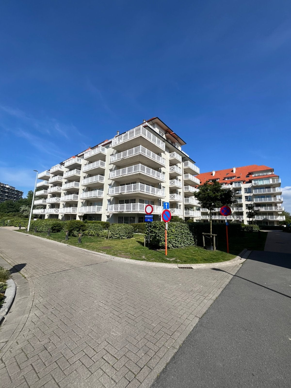 Mooie ruime garage 2,9 m op 5,89 m, Tickets & Billets, Chèques Hôtel & Bons pour Hôtel
