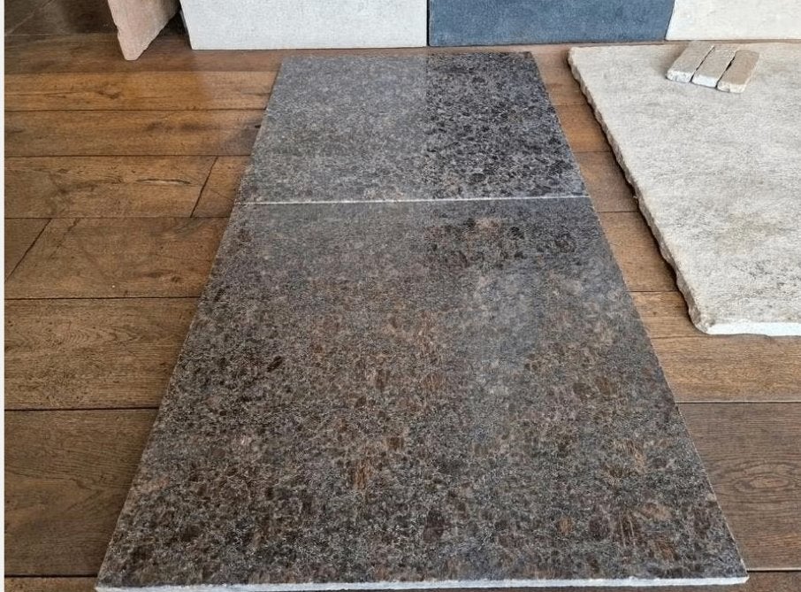 In de SALE!; GRANIET TEGELS 60X60 CM 2 CM DIK BLACK COFFEE, Ophalen, Binnen