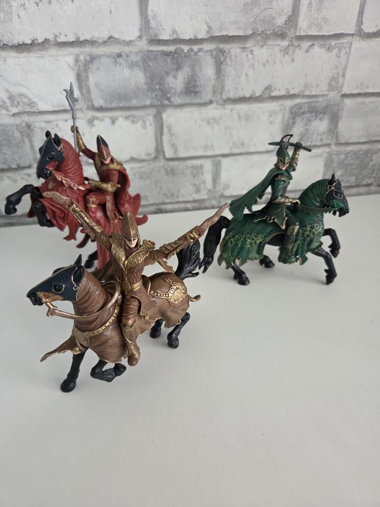 Efteling figuren, Enlèvement ou Envoi