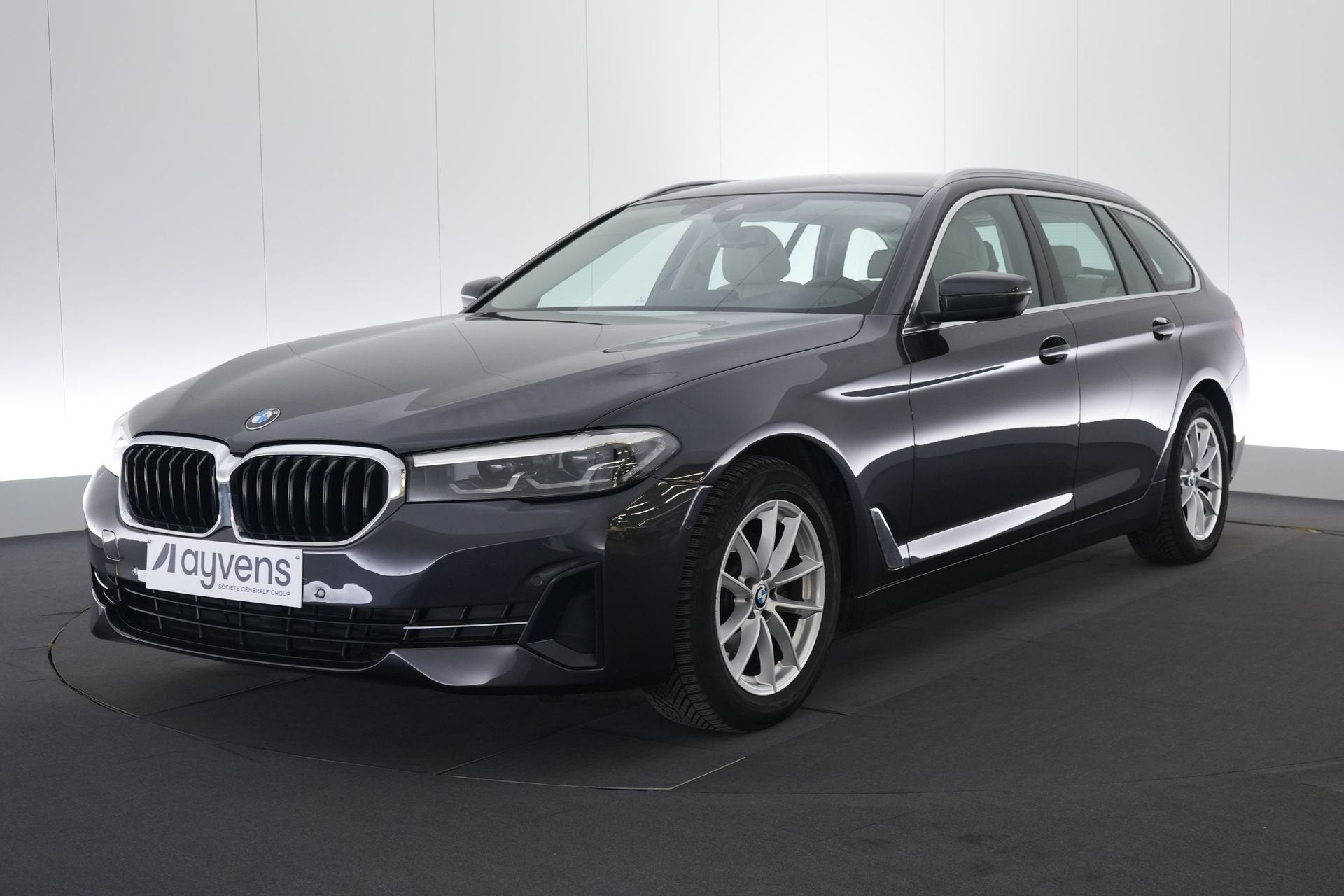 (2BKA499) BMW 5 TOURING, Argent ou Gris, Euro 6, Entreprise, Carnet d'entretien