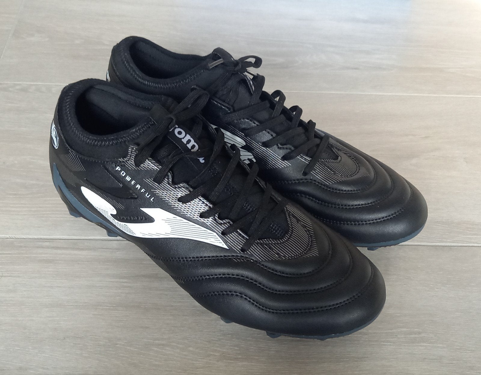 Voetbalschoenen Joma maat 41 nieuw, Sport en Fitness, Ophalen, Nieuw, Schoenen