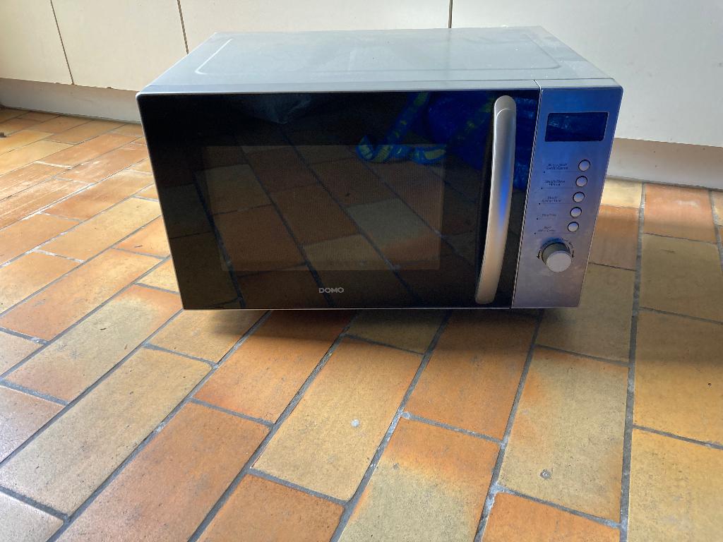Microgolfoven 23L zilver digitaal combi, Elektronische apparatuur, Ophalen, Gebruikt, Microgolfoven, Grill