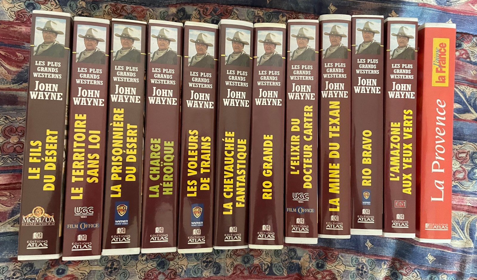 collection john wayne : 11 VHS + bonus, Cd's en Dvd's, Ophalen, Gebruikt, Alle leeftijden, Ex-rental