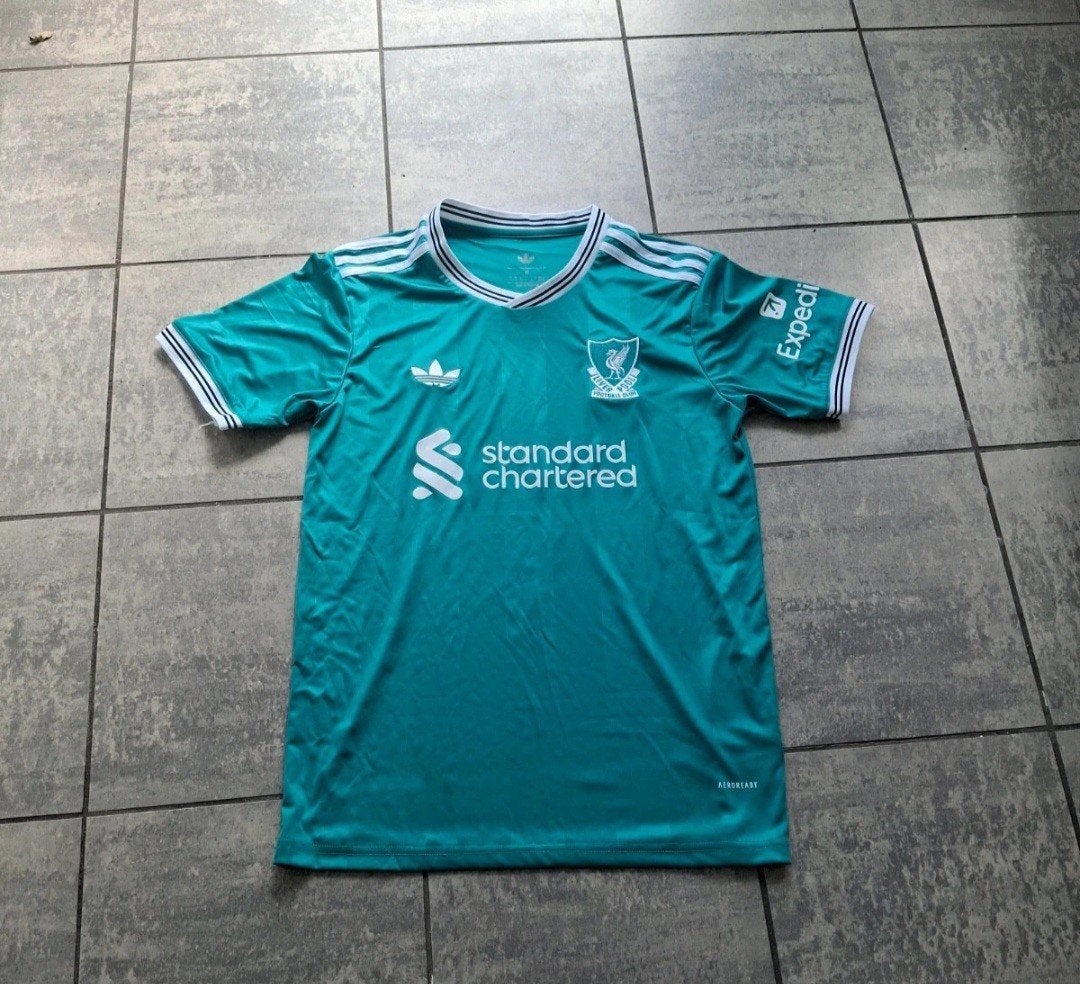 Liverpool away shirt, Sport en Fitness, Ophalen of Verzenden