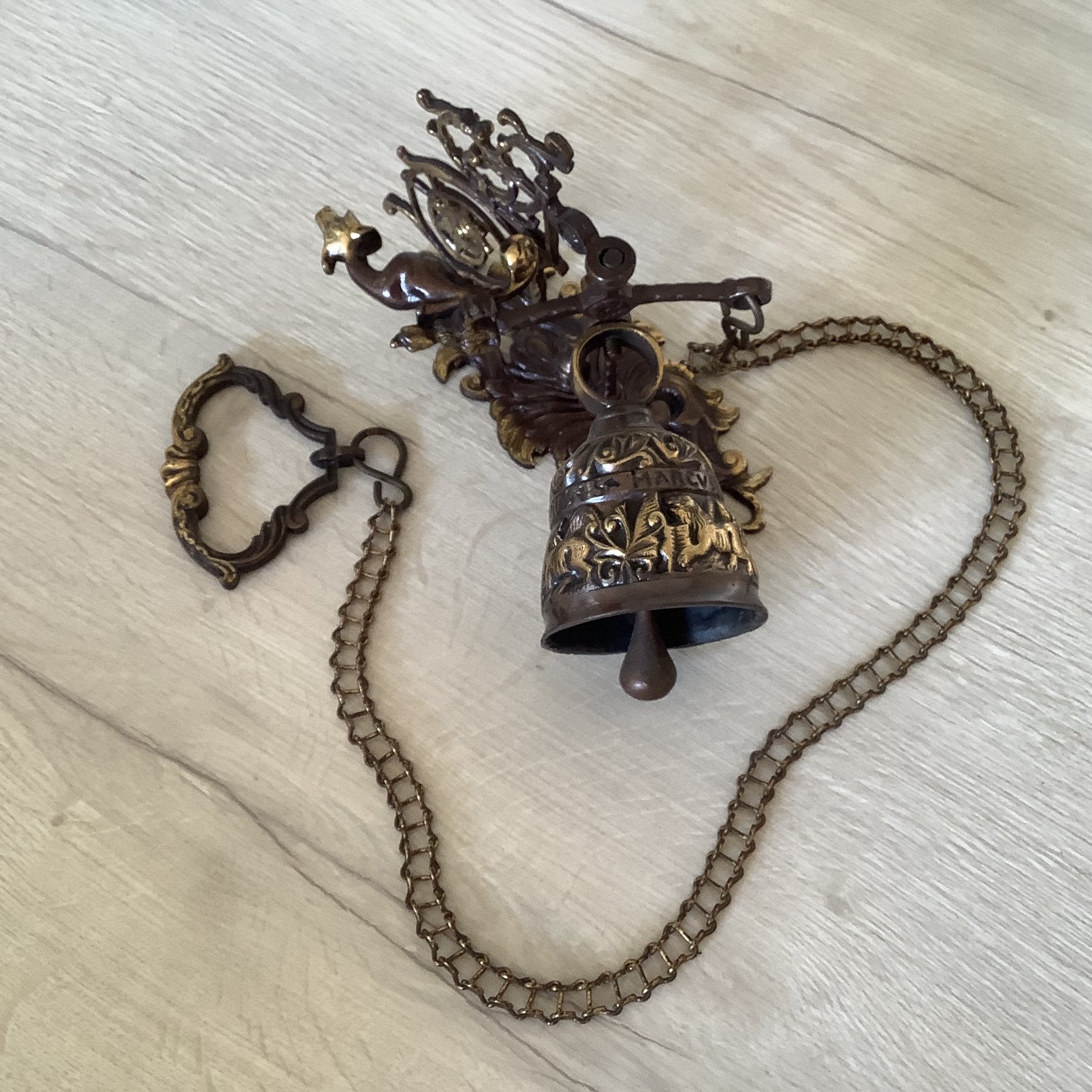 Koperen muurbel., Antiek en Kunst, Ophalen