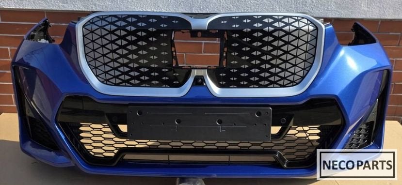 BMW X1 U11 M VOORBUMPER COMPLEET ORIGINEEL ALLES LEVERBAAR!!, Gebruikt, -, Voor, -
