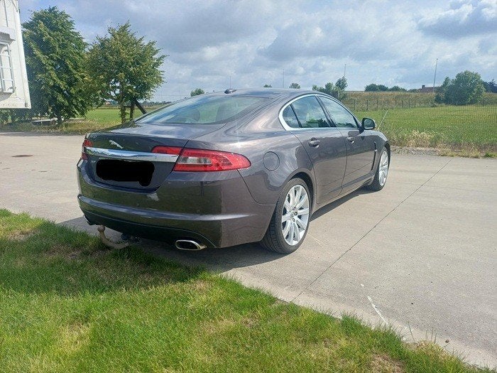 jaguar XF 2.7 TD à seulement 155 000 km+pass, Autos, Electronic Stability Program (ESP), Achat, XF, 6 cylindres