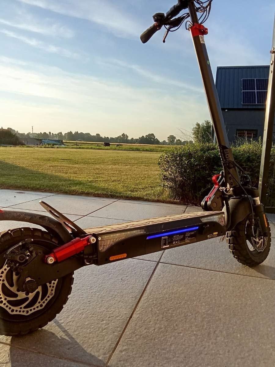 Iscooter iX3 800w motor en 25/40km per uur + knipperlichten, Enlèvement ou Envoi, Comme neuf, Step électrique (E-scooter), Iscooter