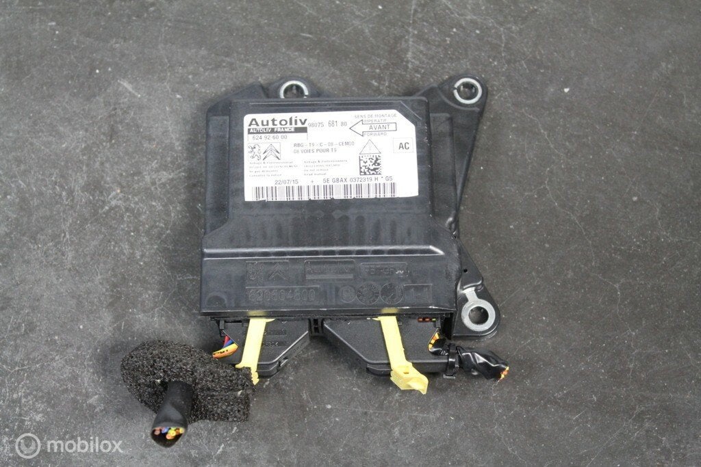 Airbag module Peugeot 308 (2015)