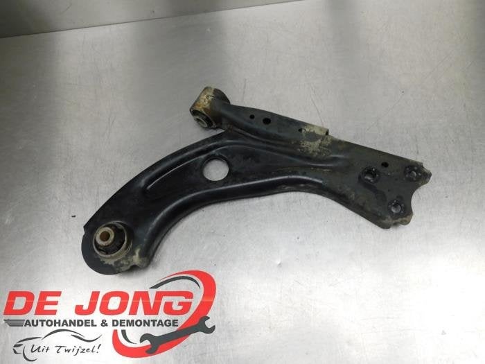 Bras de suspension avant gauche d'un Peugeot 308, -, 3 mois de garantie, Utilisé, -