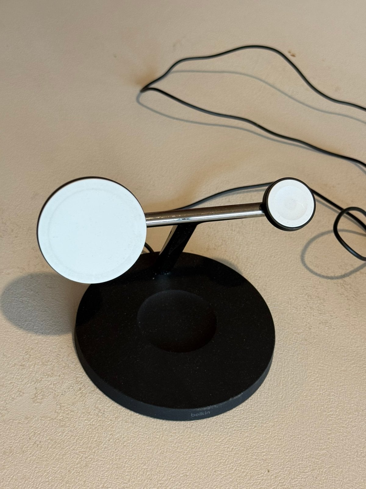 Belkin BoostCharge Pro 3-in-1 met MagSafe, Ophalen, Zo goed als nieuw, Apple