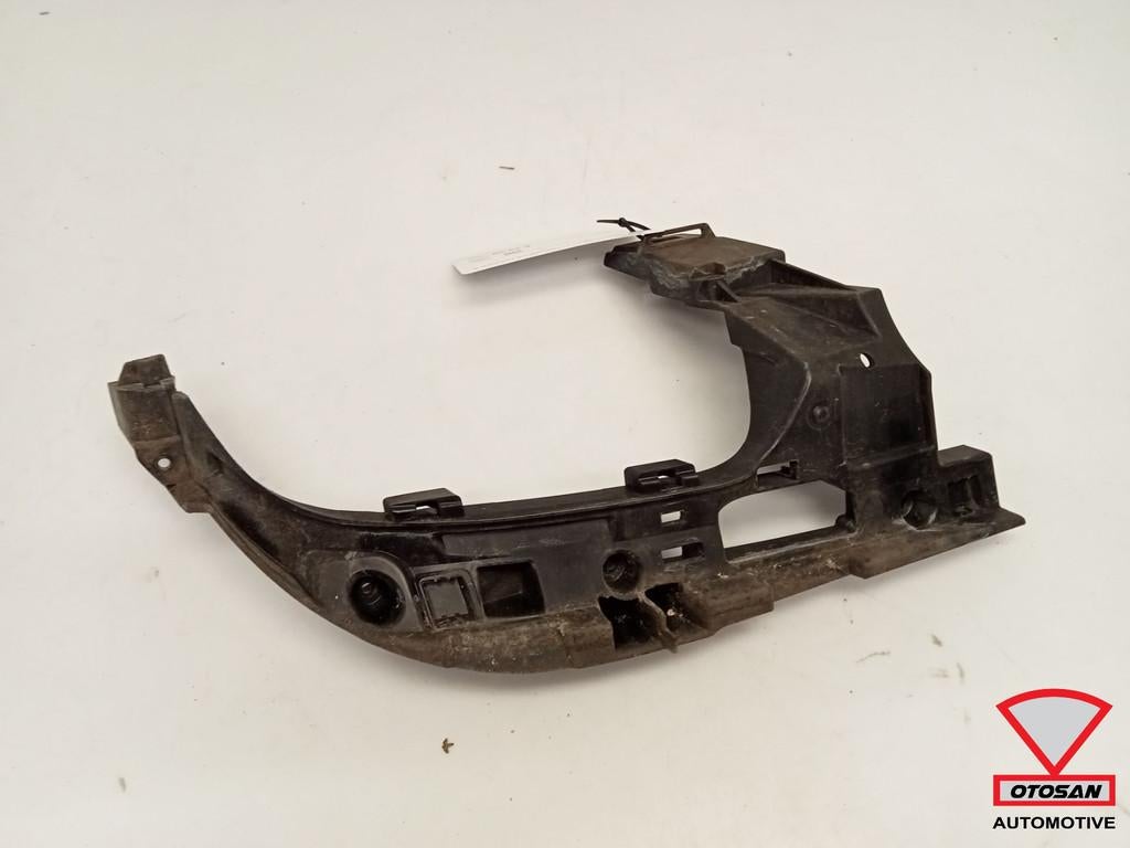 Audi A6 4G S-Line Achterbumper Houder Rechts 4G0807364C, Gebruikt, AUDI AG, Auto-Union-Strasse 1
85045  Ingolstadt, DE, Audi