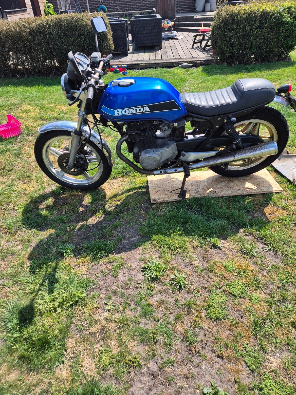 Honda cb 400n, Motoren